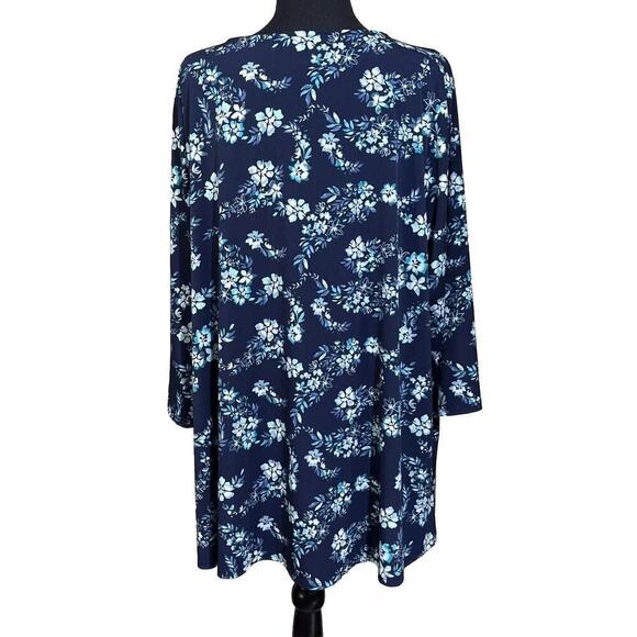 Catherine’s Blue Floral Layered 3/4 sleeve Top Size 2X 22/24 Stretch Feminine - Picture 2 of 11